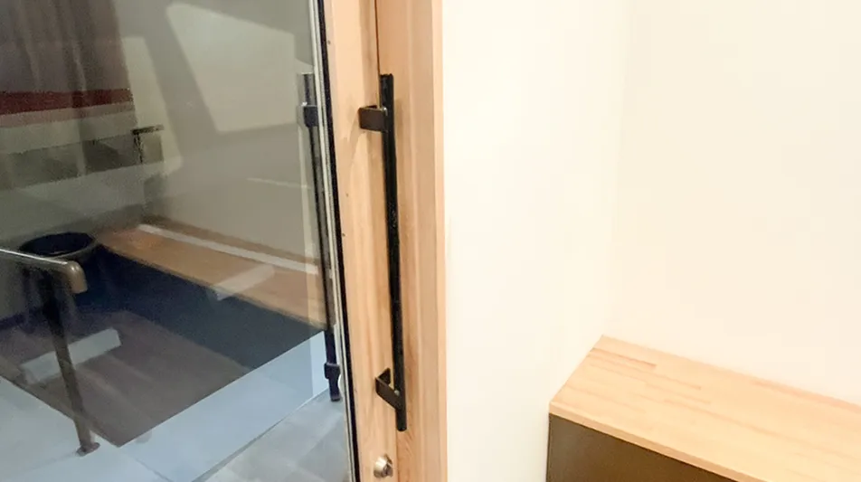 店舗什器としての鈑金製品